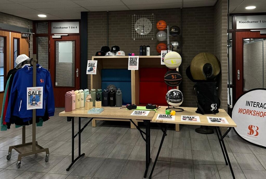 Special Balls stand op het arvin slagter kamp 2024