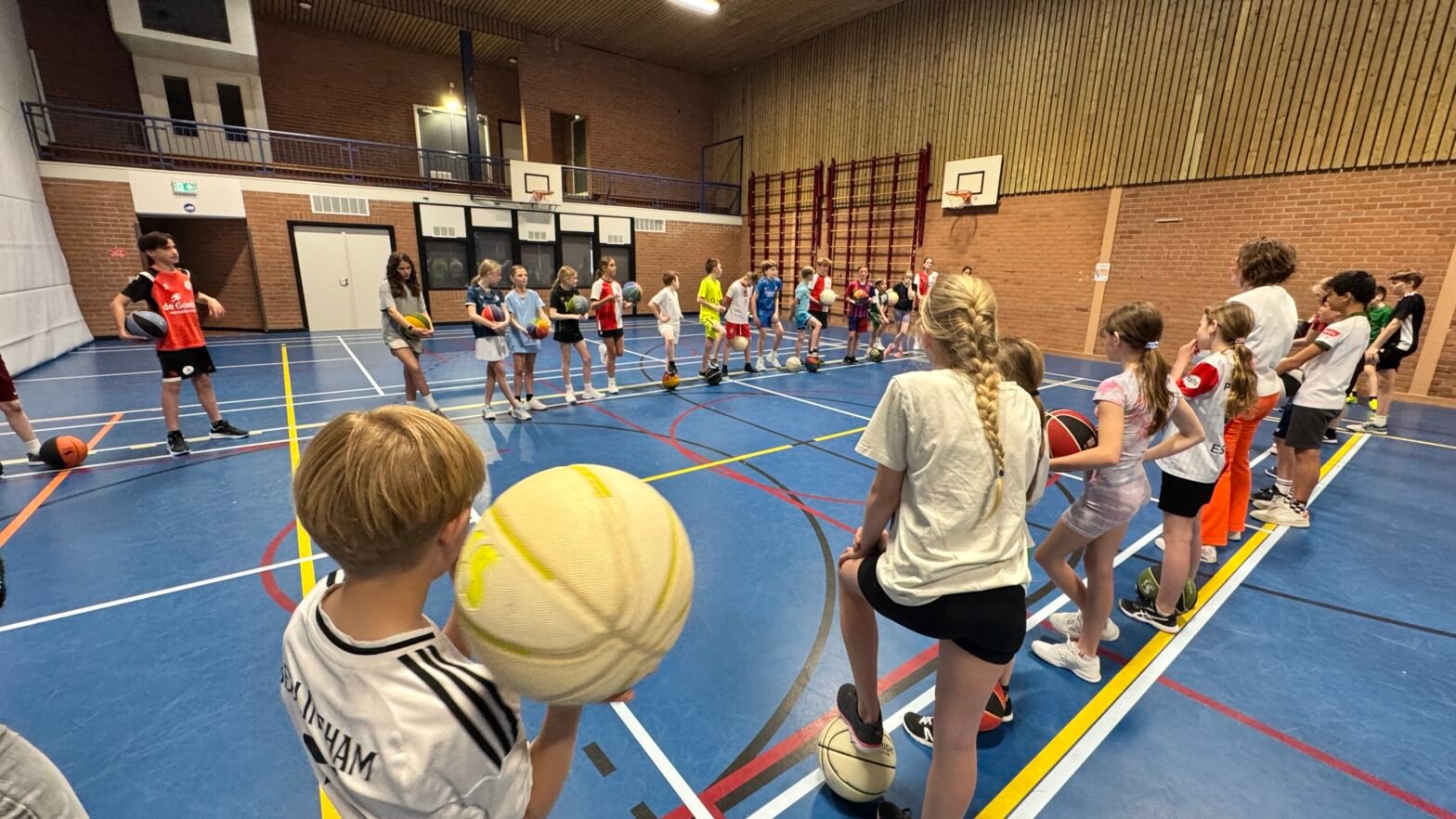 Ask me anything bij kapot sterk x showcase basketball