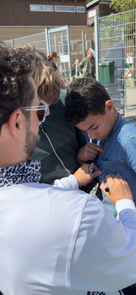 Handtekening op shirt