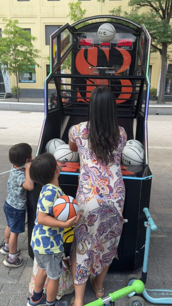 Zomer op zuid met de arcade machine van showcase basketball