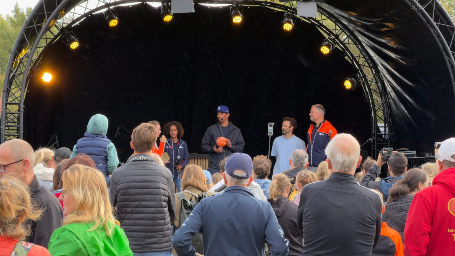Showcase Basketball en Arvin Slagter openen de Nationale Sportweek 2025